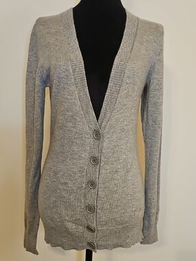 Under Armour Light Gray V-Neck Button Cardigan